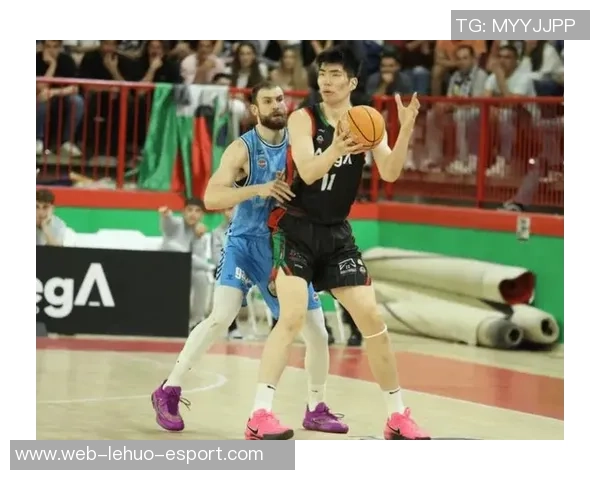 余嘉豪砍下18分9篮板浙江全运男篮战胜山东全运男篮晋级小组赛